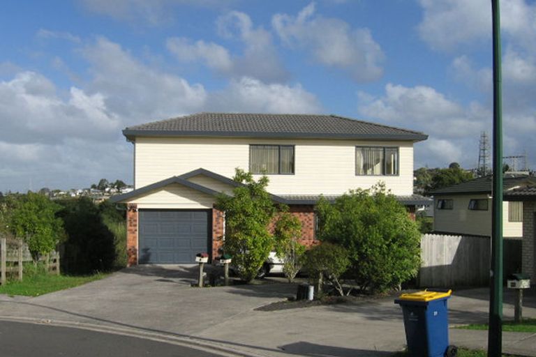 Photo of property in 33 Ginders Drive, Massey, Auckland, 0614