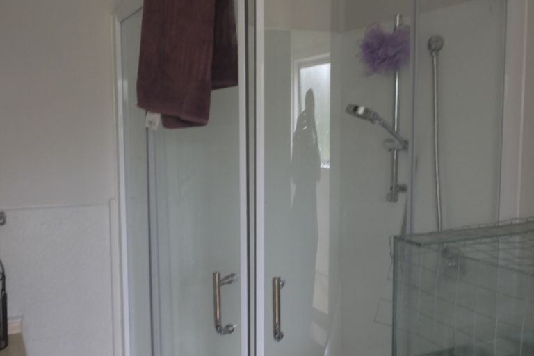 Photo of property in 63 King Street, Hikurangi, 0114