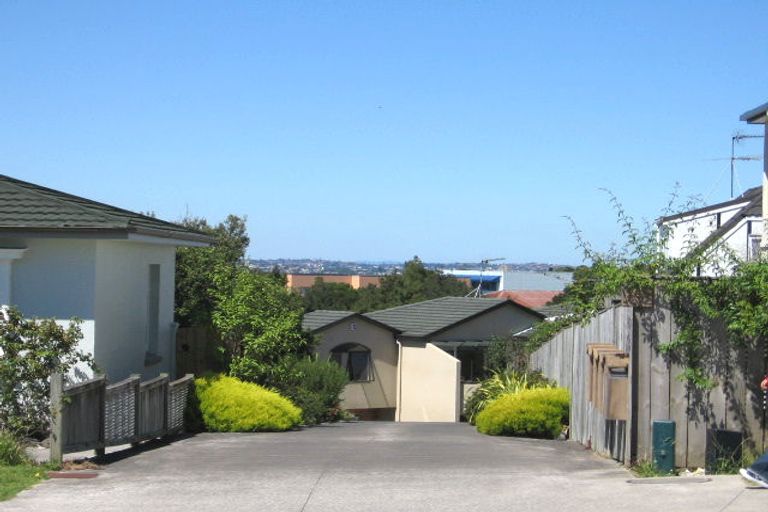 Photo of property in 4/262 Onewa Road, Birkenhead, Auckland, 0626