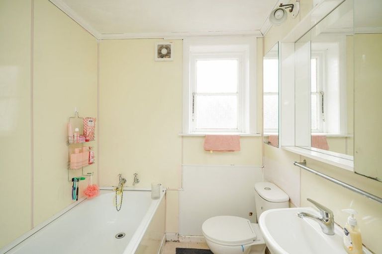 Photo of property in 14 Miller Street, Georgetown, Invercargill, 9812