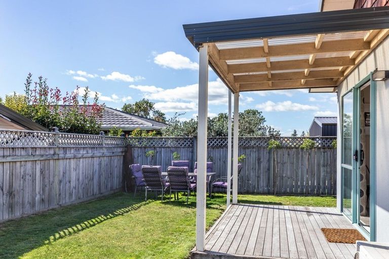 Photo of property in 4 Aubrey Crescent, Rainbow Point, Taupo, 3330