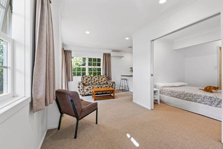 Photo of property in 3 Awaruku Road, Torbay, Auckland, 0630