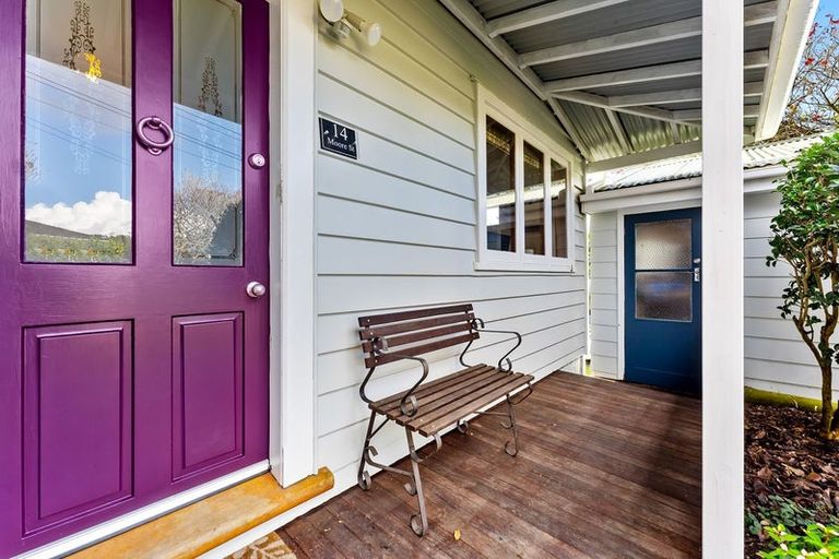 Photo of property in 14 Moore Street, Hillcrest, Auckland, 0627