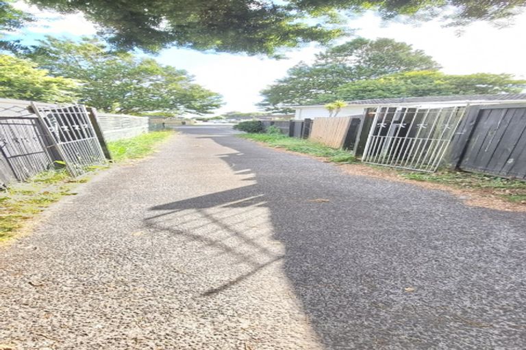 Photo of property in 19 Takanini School Road, Takanini, 2112