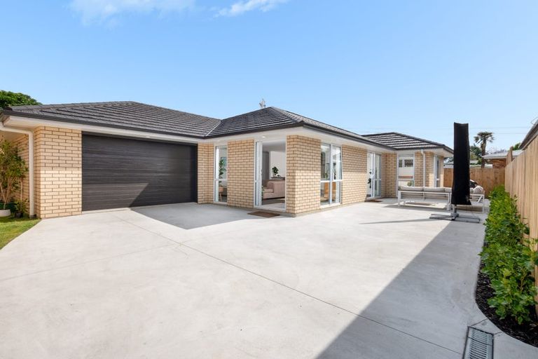 Photo of property in 16a Sharyn Place, Brookfield, Tauranga, 3110