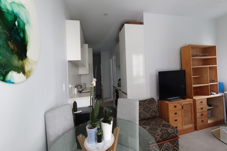 Photo of property in 101/77 Hobsonville Point Road, Hobsonville, Auckland, 0616