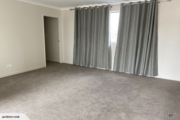 Photo of property in 12 Te Aramanu Crescent, Papakura, 2110