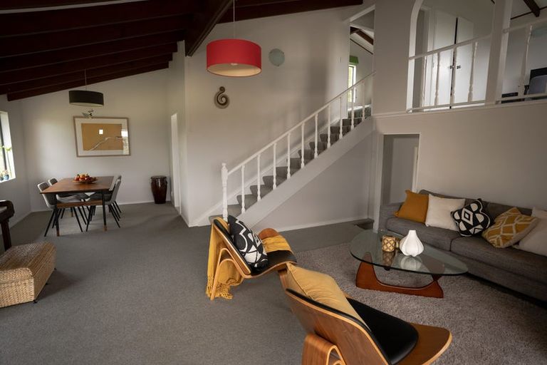 Photo of property in 2/15b Nandana Drive, Glen Eden, Auckland, 0602