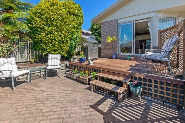 Photo of property in 74 Tawavale Street, Pukehangi, Rotorua, 3015