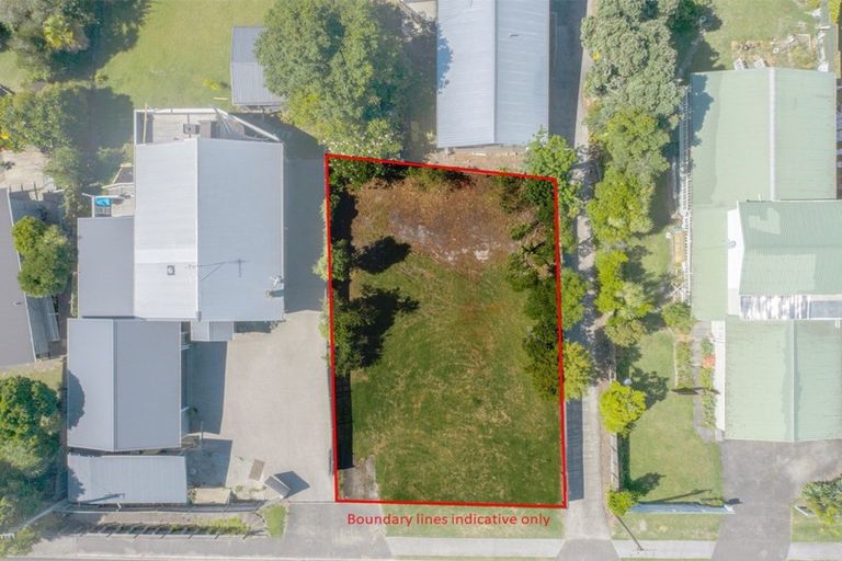 Photo of property in 750a Whangaparaoa Road, Manly, Whangaparaoa, 0930