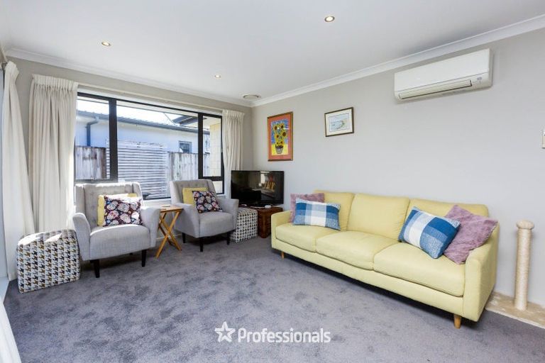 Photo of property in 19 Brentwood Street, Trentham, Upper Hutt, 5018