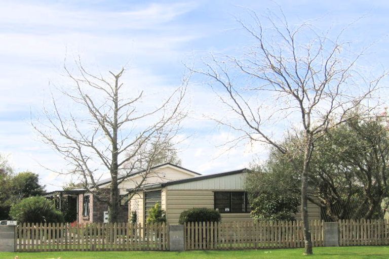 Photo of property in 11 Kingdom Drive, Fairy Springs, Rotorua, 3015