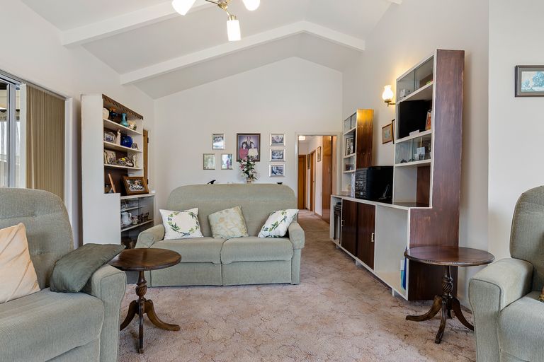 Photo of property in 16a Fenhall Street, Russley, Christchurch, 8042