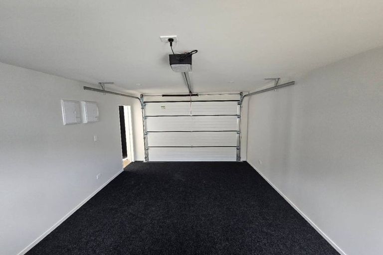 Photo of property in 28 Alberta Street, Point Chevalier, Auckland, 1022