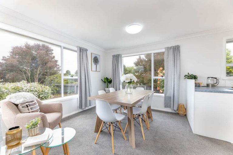 Photo of property in 6 Masham Road, Broomfield, Christchurch, 8042