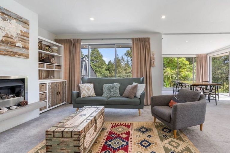 Photo of property in 9 Kahikatea Close, Campbells Bay, Auckland, 0630