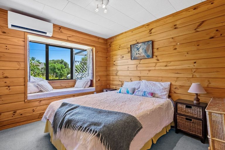 Photo of property in 10 Waetford Road, Matapouri, Whangarei, 0173