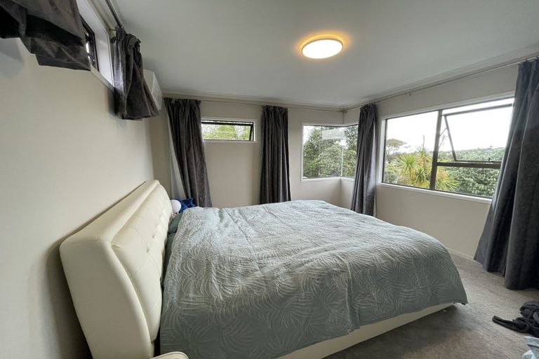 Photo of property in 18 King Richard Place, Browns Bay, Auckland, 0630