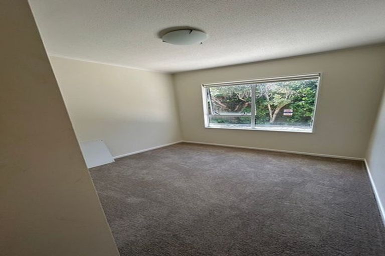 Photo of property in 84 Weka Street, Miramar, Wellington, 6022