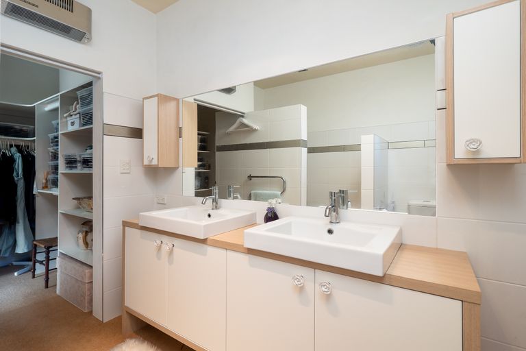 Photo of property in 520 Harewood Road, Harewood, Christchurch, 8051