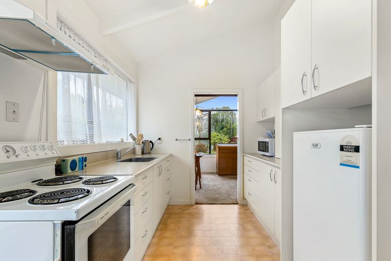 Photo of property in 16a Fenhall Street, Russley, Christchurch, 8042