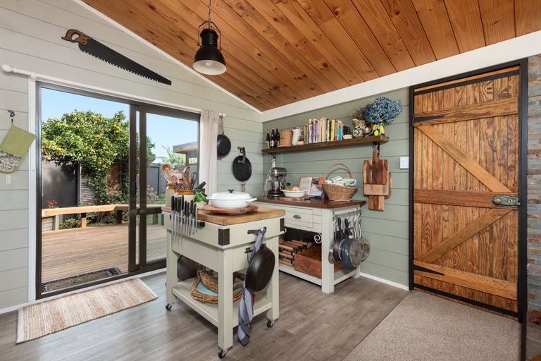 Photo of property in 3 Pamir Place, Welcome Bay, Tauranga, 3112