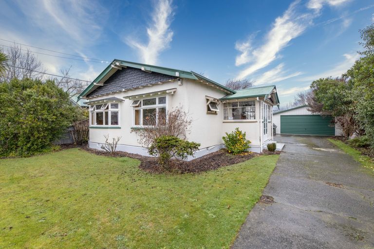 Photo of property in 47 Selwyn Street, Somerfield, Christchurch, 8024