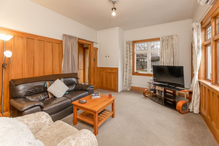 Photo of property in 47 Selwyn Street, Somerfield, Christchurch, 8024