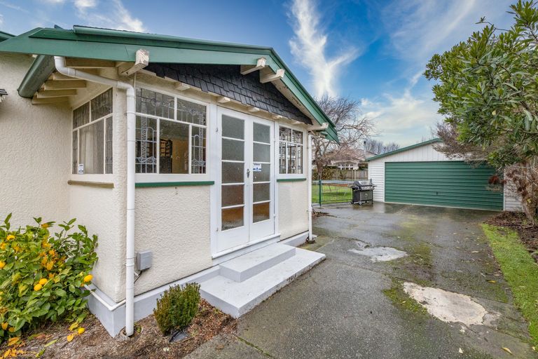 Photo of property in 47 Selwyn Street, Somerfield, Christchurch, 8024