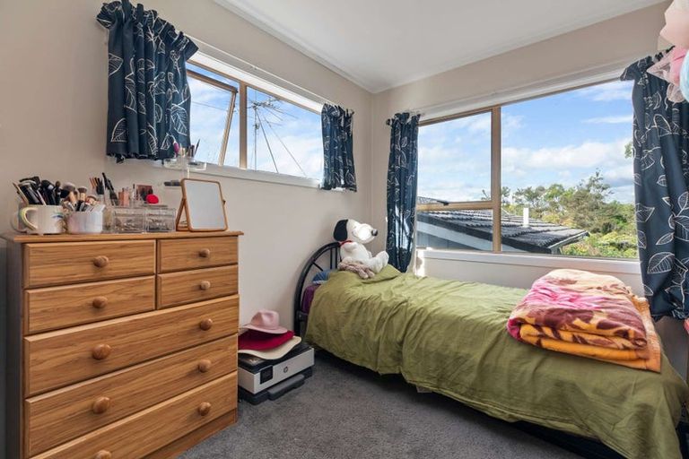 Photo of property in 2 Metcalfe Road, Henderson, Auckland, 0610