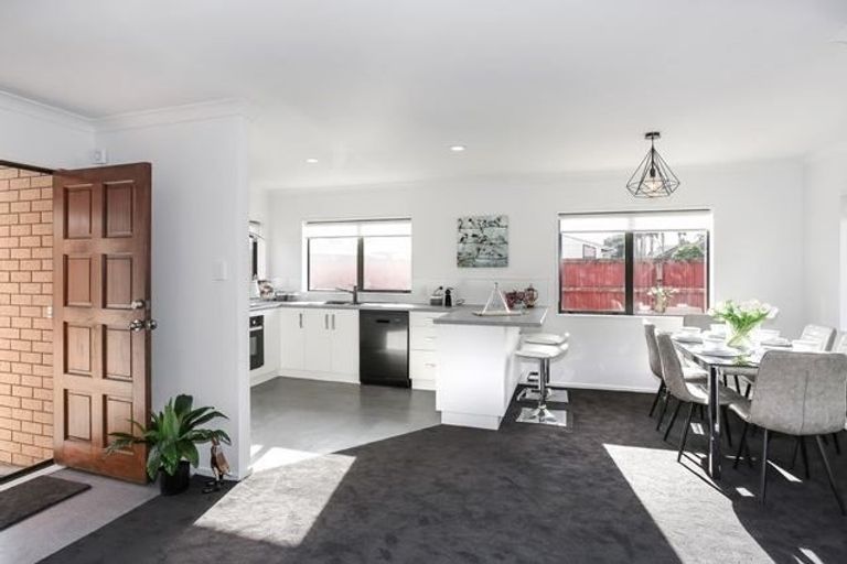 Photo of property in 26a Cameron Street, Papakura, 2110