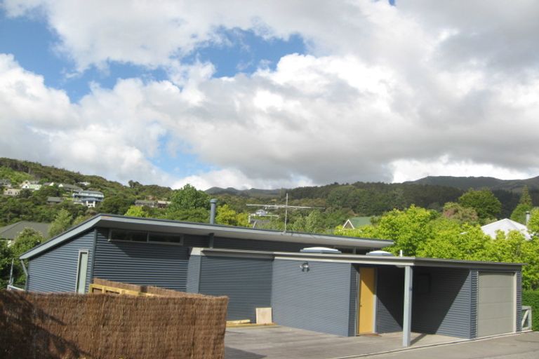 Photo of property in 17 Smith Street, Akaroa, 7520
