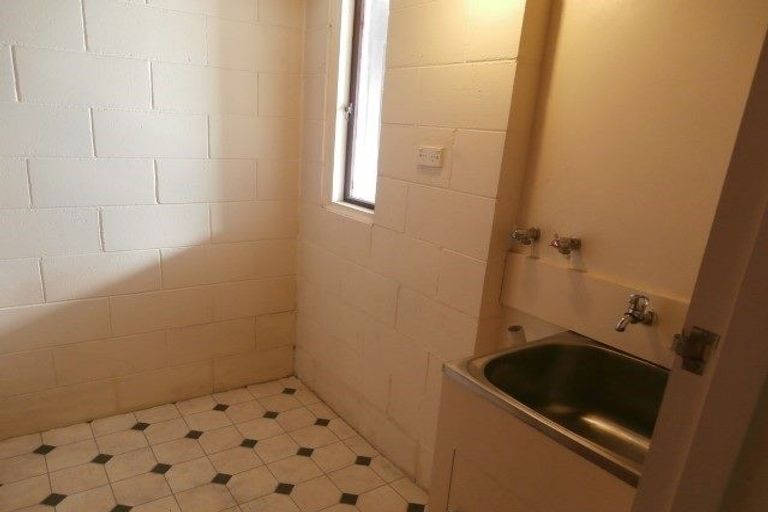 Photo of property in 5/62 Picton Avenue, Riccarton, Christchurch, 8011