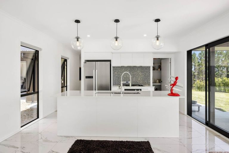 Photo of property in 1 Gumtree Way, Kaiwaka, 0573