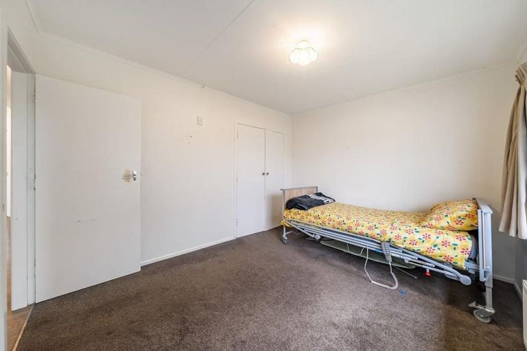 Photo of property in 30 Logie Street, Stokes Valley, Lower Hutt, 5019