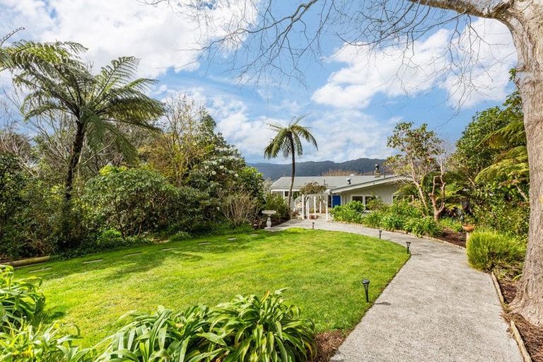 Photo of property in 25 Palm Grove, Belmont, Lower Hutt, 5010
