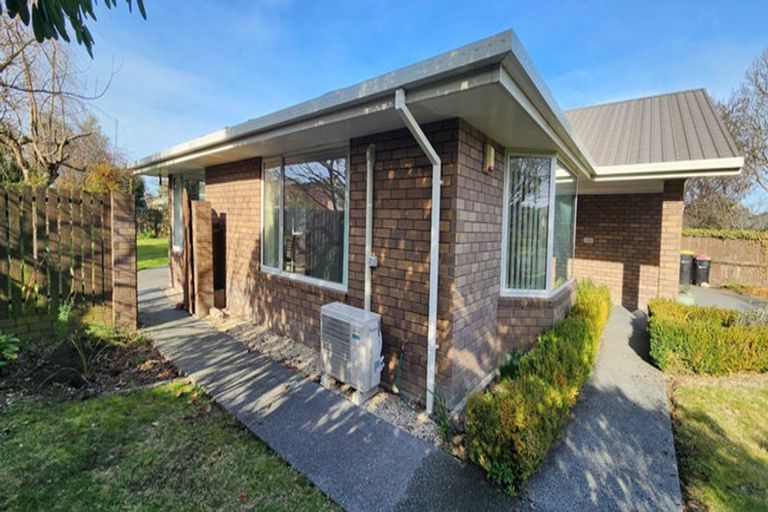 Photo of property in 33 Melford Close, Rangiora, 7400