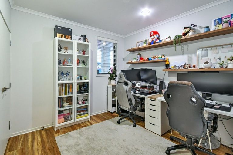 Photo of property in 10 Mcneish Place, Pokeno, 2402