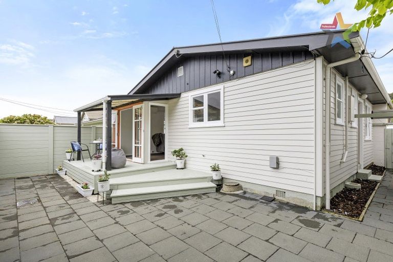 Photo of property in 53 Connolly Street, Boulcott, Lower Hutt, 5010