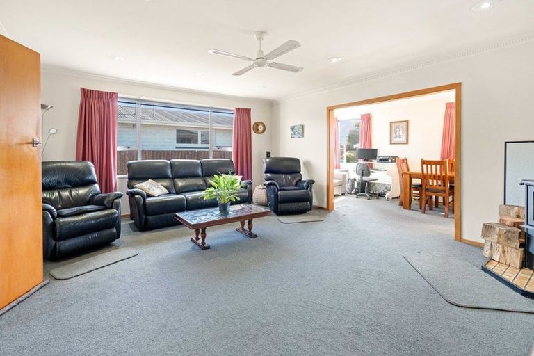 Photo of property in 24 Fern Drive, Halswell, Christchurch, 8025