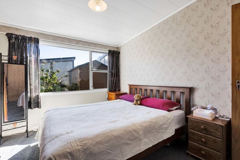 Photo of property in 2/20 Darnell Street, Fitzroy, New Plymouth, 4312