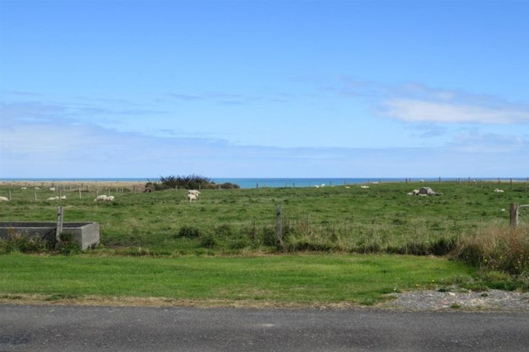 Photo of property in 24 Surrey Street, Orepuki, Riverton, 9881