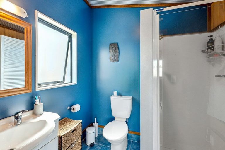 Photo of property in 13 Marram Way, Peka Peka, Waikanae, 5391