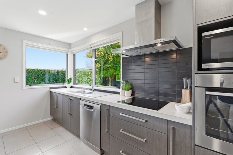 Photo of property in 7 Caldera Crescent, Pyes Pa, Tauranga, 3112