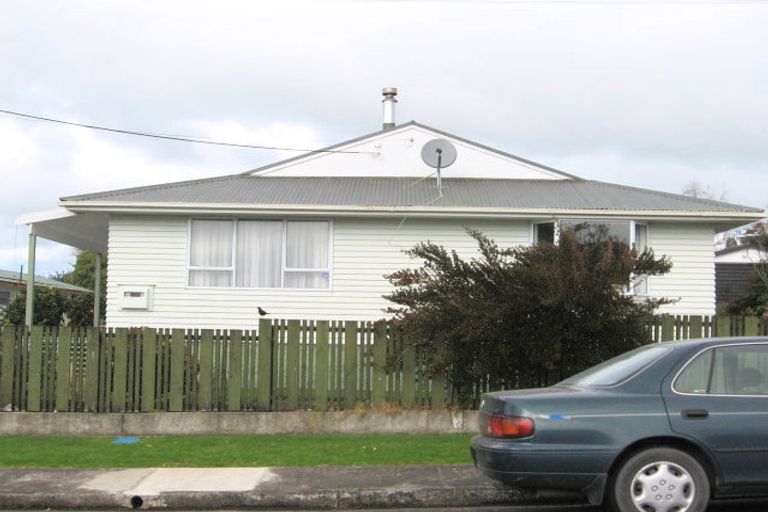 Photo of property in 6 Cambridge Street, Te Kamo, Whangarei, 0112