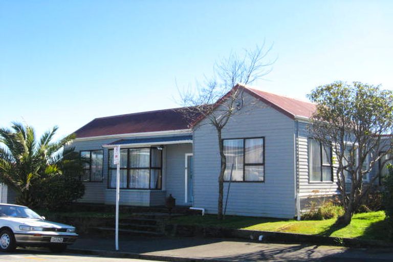 Photo of property in 11-13 Chapel Street, Greymouth, 7805