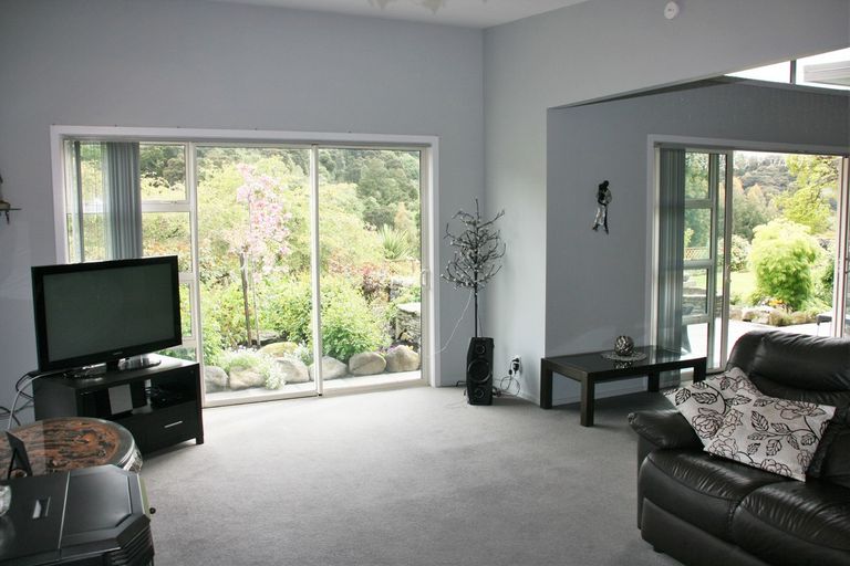 Photo of property in 22 Centennial Road, Fairfield, Dunedin, 9018