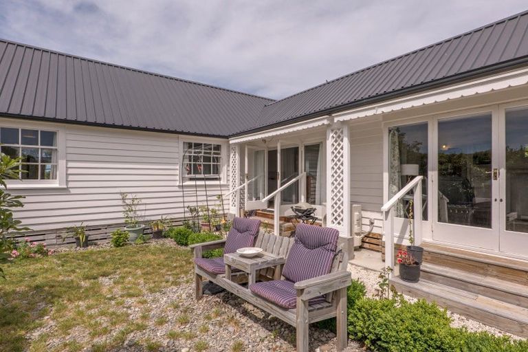 Photo of property in 113 Poranui Beach Road, Little River, 7591