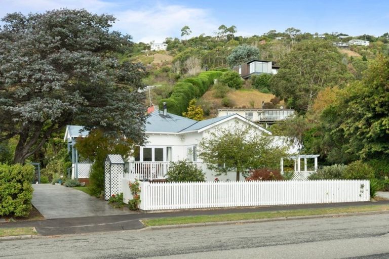 Photo of property in 19 Bay View Road, Raglan, 3225