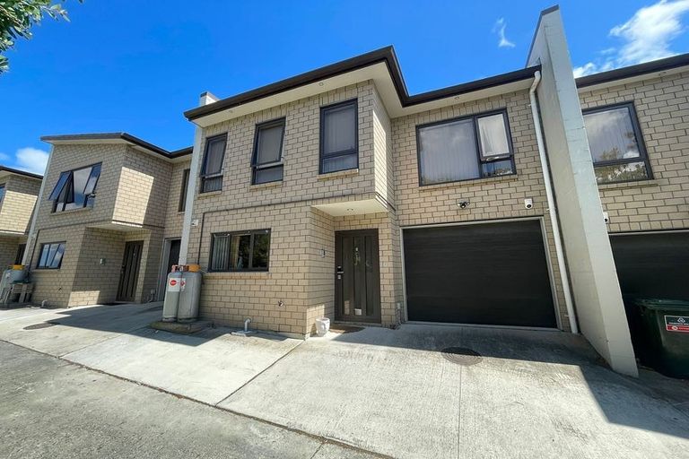 Photo of property in 14d Elliot Street, Howick, Auckland, 2014